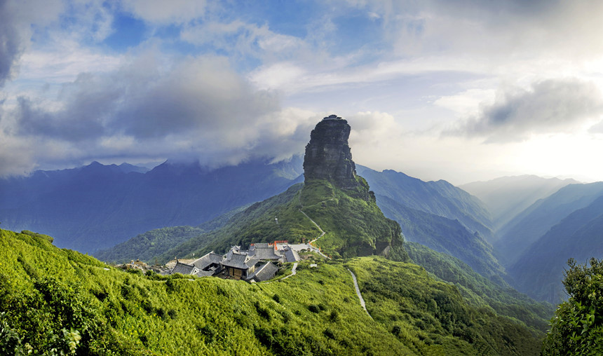 Vẻ đẹp 10 di sản thế giới vừa được UNESCO công nhận